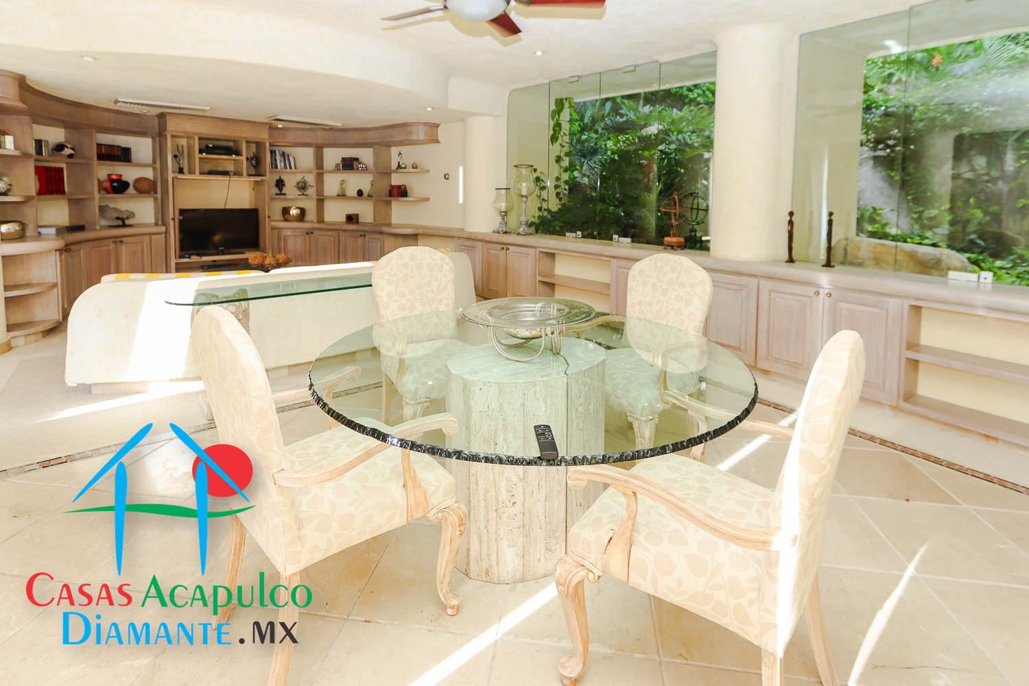 Villa del Sol - Sala de televisión 4